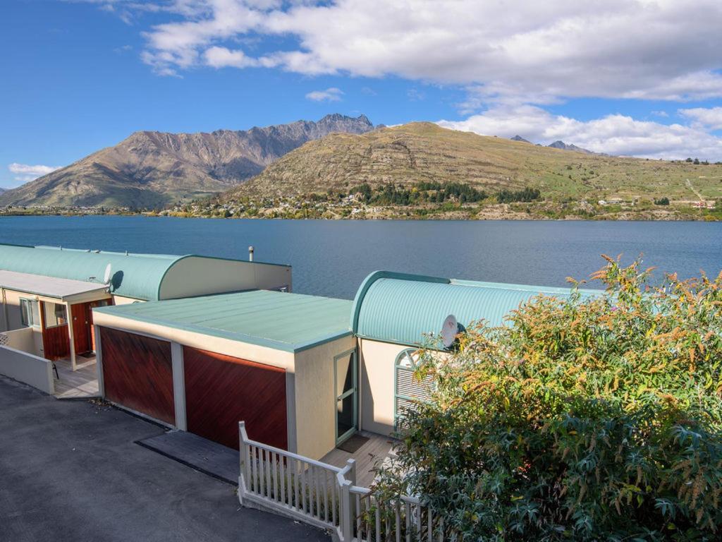 Lakefront Living At Remarkables Retreat - Unit 4 Queenstown Exteriör bild